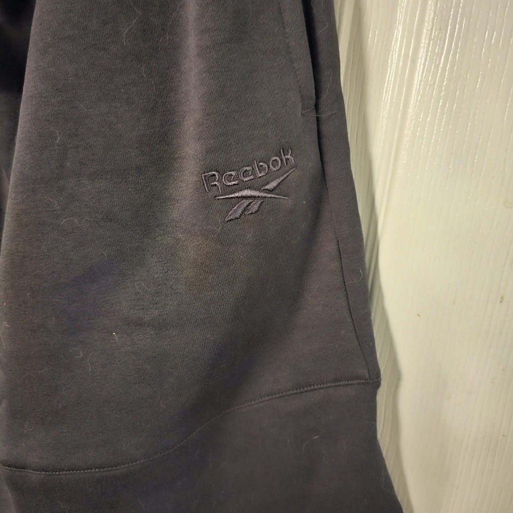 Men's Reebok Shorts - Picture 5 of 6